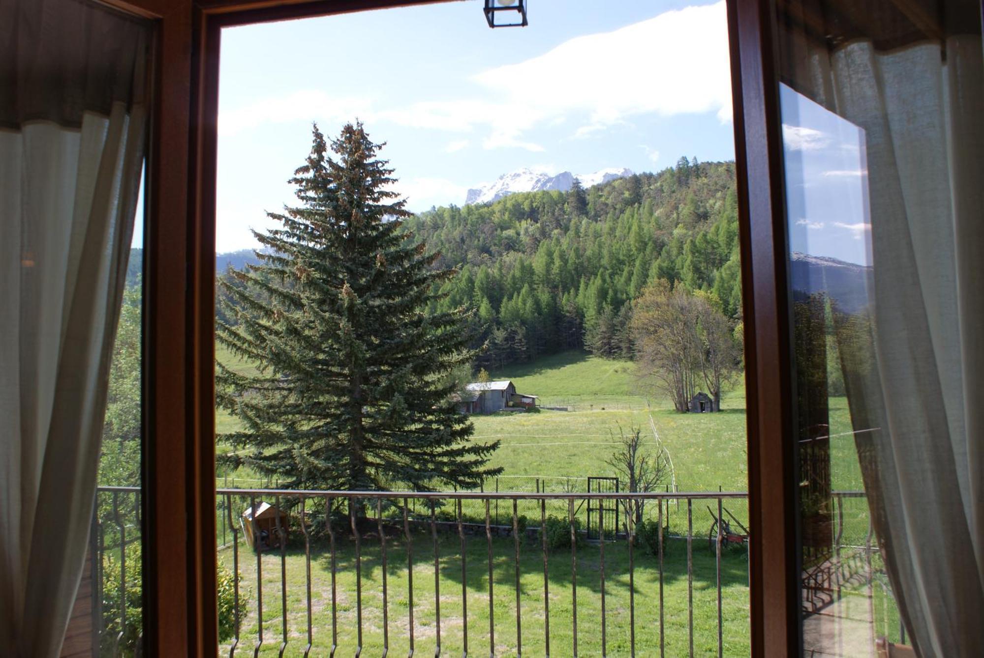 Maison D' Hotes Tranquyl Barcelonnette Luaran gambar