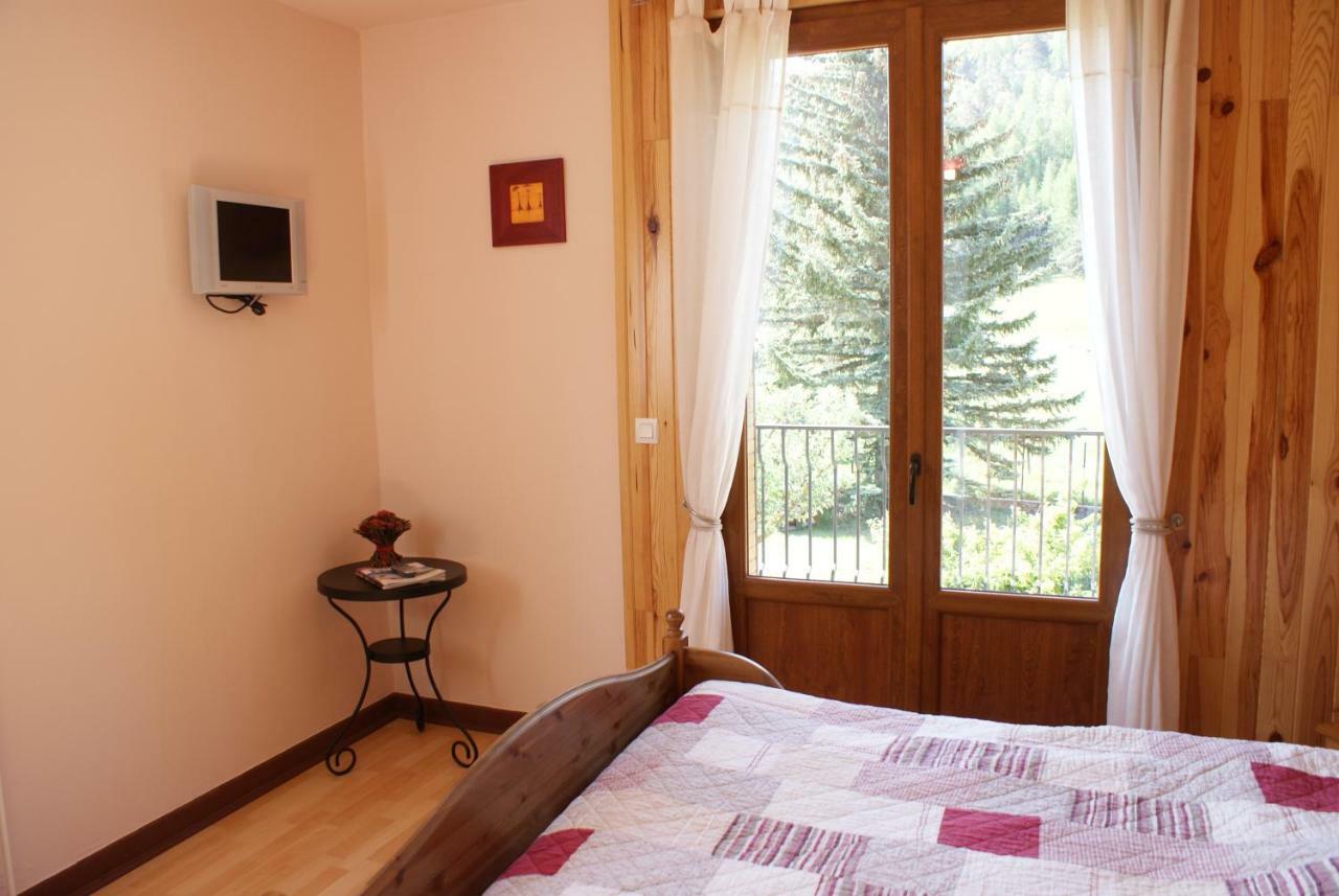 Maison D' Hotes Tranquyl Barcelonnette Luaran gambar